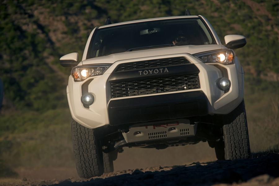  Toyota 4Runner TRD Pro (N280) 2018 года  (NA) (фото 35 из 38)
